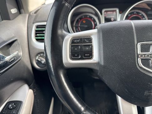 Used 2014 Dodge Journey Limited w/ Flexible Seating Group image 9