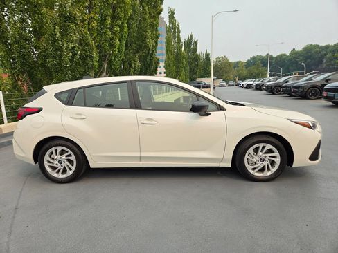Used 2025 Subaru Impreza 2.0i AWD/4WD image 2