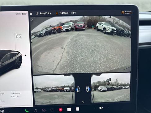 Used 2022 Tesla Model Y Performance image 22