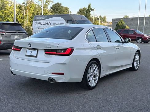 Used 2025 BMW 330i Sedan RWD image 3