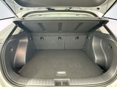 Used 2025 Hyundai Kona SEL AWD/4WD image 30