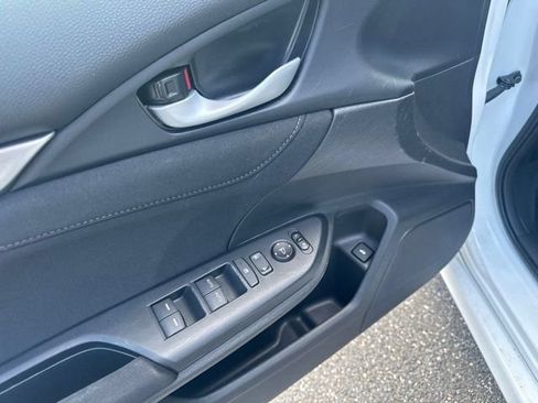 Used 2020 Honda Civic EX image 22