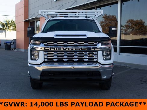 Used 2022 Chevrolet Silverado 3500 LT image 4