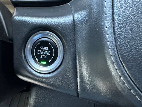 Used 2024 Chevrolet Tahoe LT AWD/4WD image 32