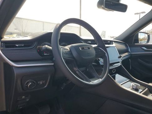 New 2026 Jeep Grand Cherokee L 2WD image 20