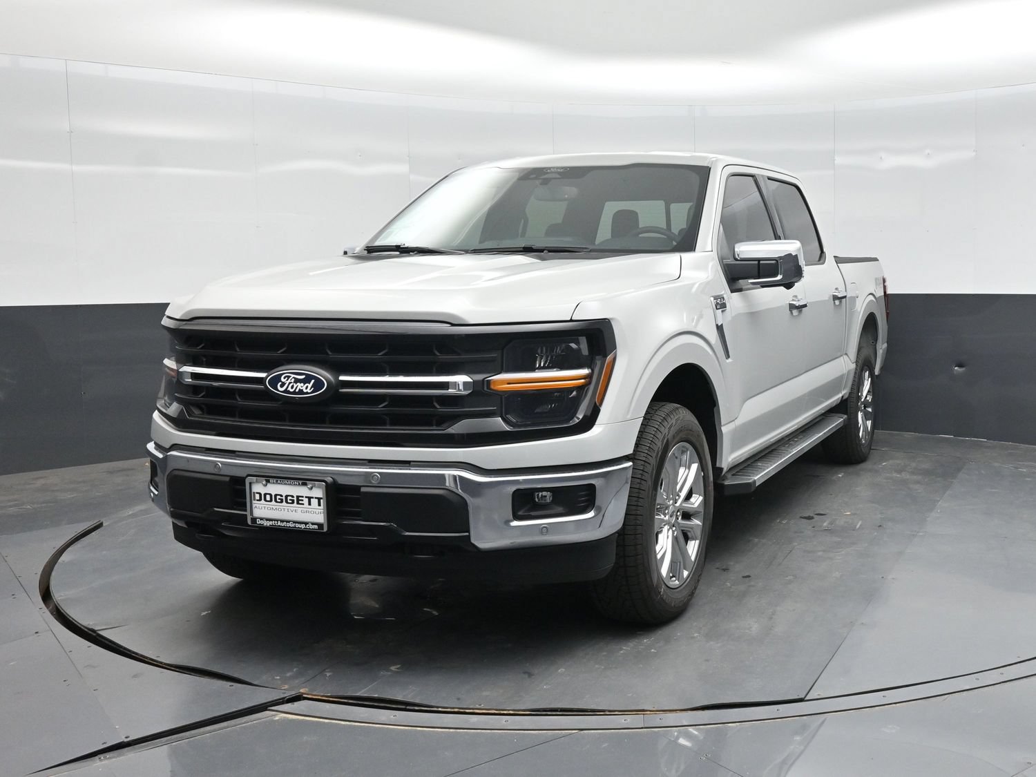 Used 2026 Ford F150 XLT w/ Equipment Group 302A MID AWD/4WD image 18