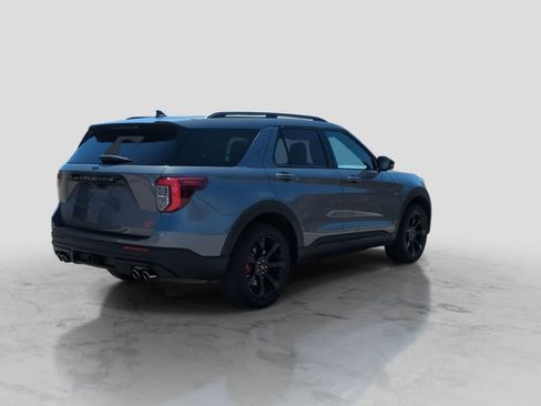 Used 2023 Ford Explorer ST w/ Equipment Group 401A AWD/4WD image 8