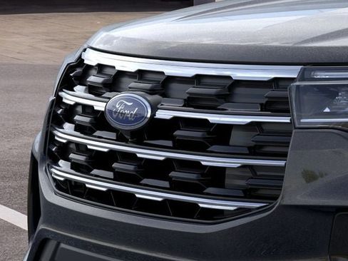 New 2026 Ford Explorer Active w/ Active Comfort Package RWD image 17