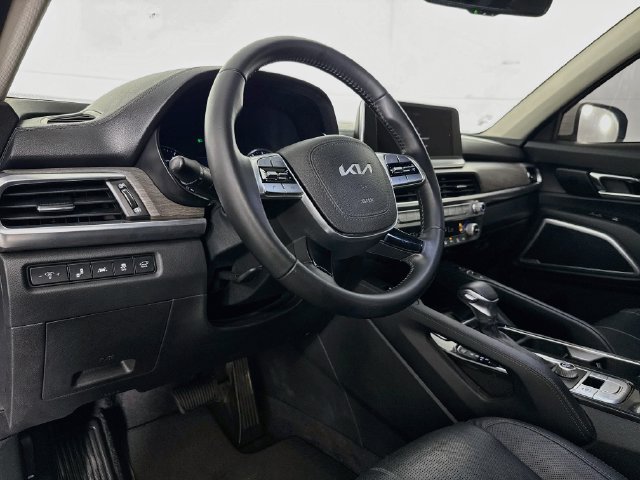 Used 2022 Kia Telluride EX w/ EX Premium Package FWD image 20