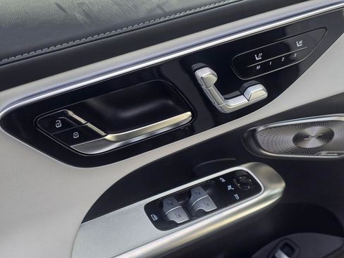 New 2026 Mercedes-Benz GLC 300 4MATIC image 36