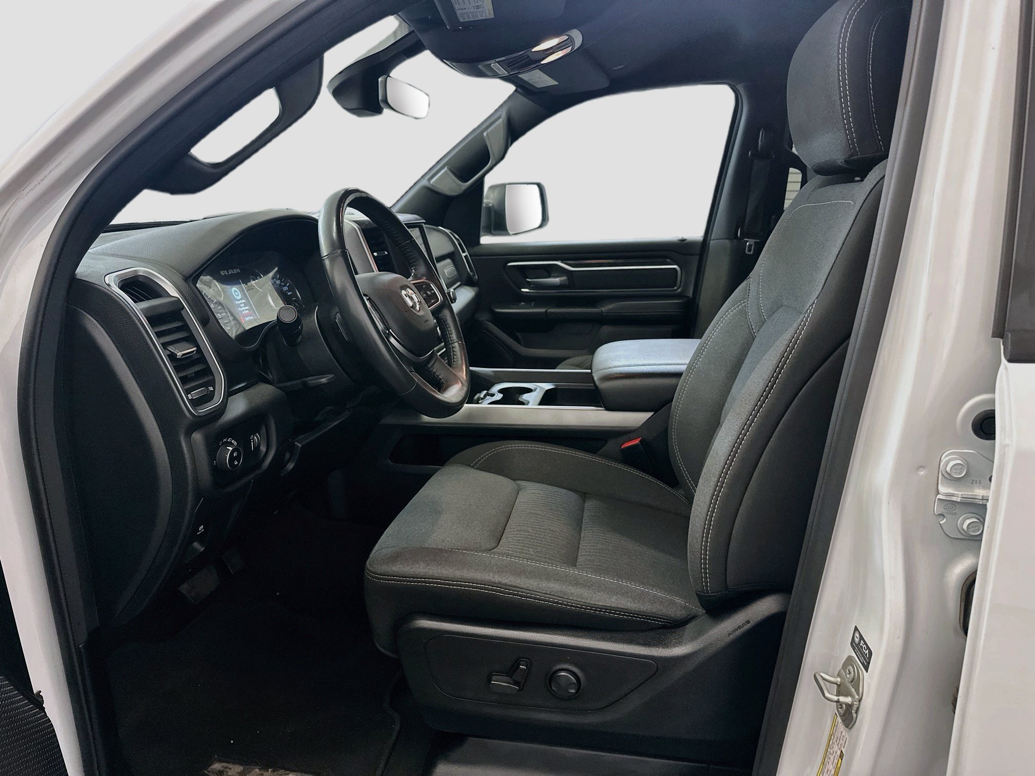 Used 2024 RAM 1500 Big Horn AWD/4WD image 13