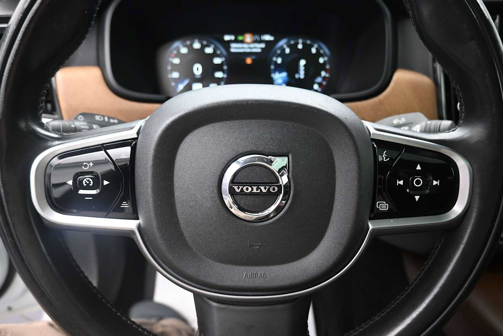 Used 2018 Volvo S90 T6 Inscription w/ Convenience Package AWD/4WD image 6