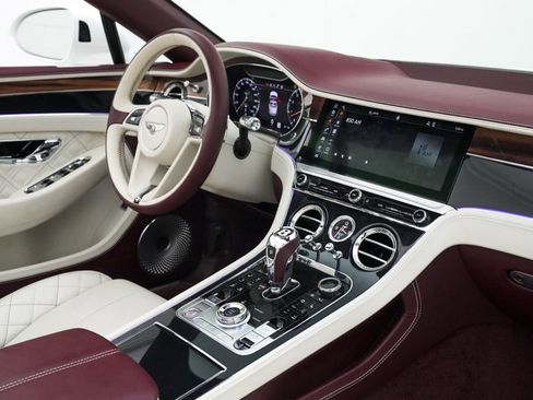 Used 2020 Bentley Continental GT image 59