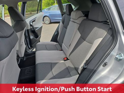 Certified 2025 Toyota RAV4 XLE AWD/4WD image 17