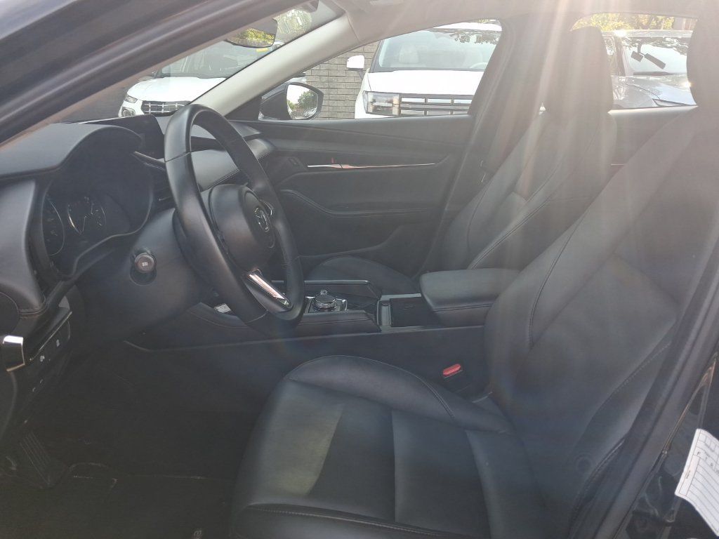 Used 2025 MAZDA MAZDA3 s FWD image 4