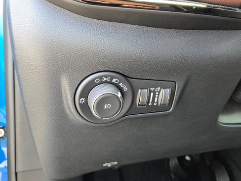 New 2026 Jeep Compass Latitude image 23