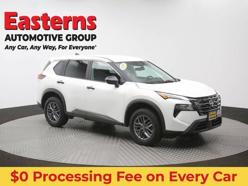 Used 2024 Nissan Rogue S AWD/4WD image 49