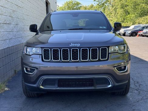 Used 2017 Jeep Grand Cherokee Limited AWD/4WD image 11