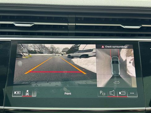 Used 2023 Audi Q7 3.0T Prestige image 21