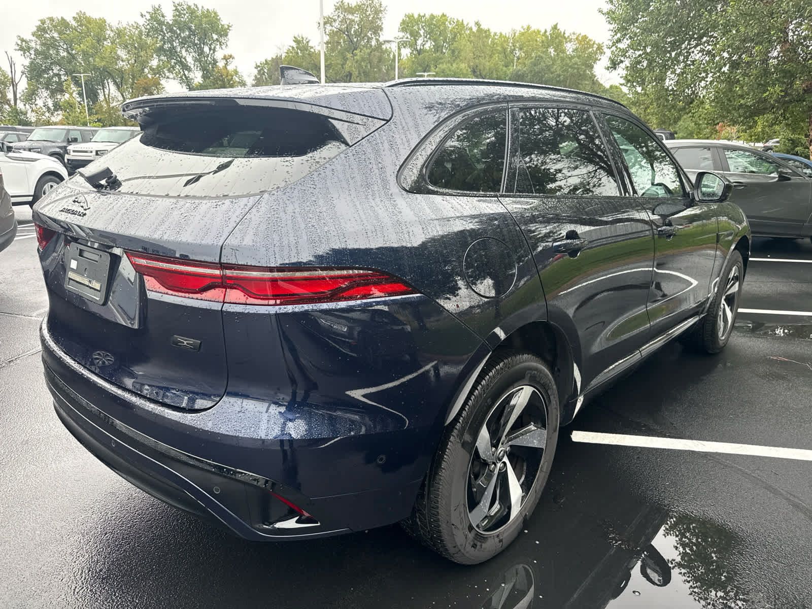 Used 2026 Jaguar F-PACE R-Dynamic S AWD/4WD image 4