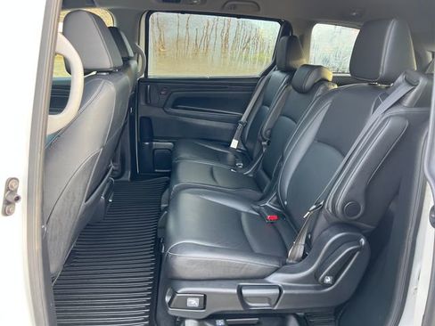 Certified 2024 Honda Odyssey EX-L image 16