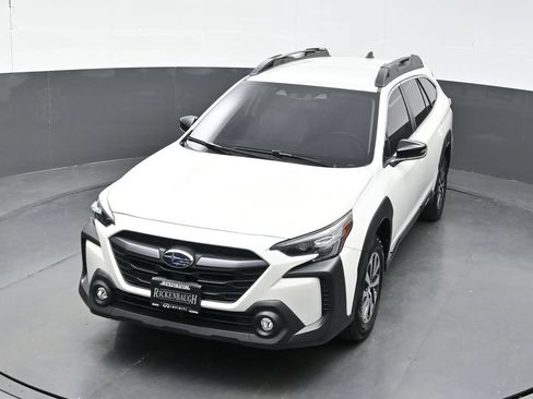 Used 2023 Subaru Outback Premium w/ Popular Package #1 AWD/4WD image 25
