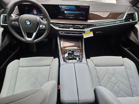 Used 2026 BMW X5 xDrive50e w/ Premium Package image 15