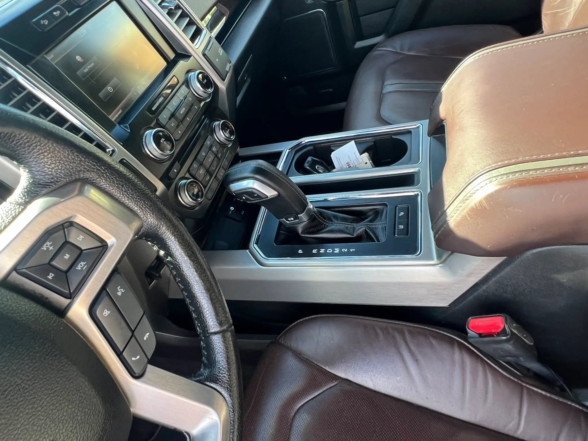 Used 2015 Ford F150 Platinum w/ Equipment Group 701A Luxury AWD/4WD image 14