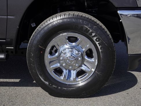 New 2026 RAM 2500 Tradesman AWD/4WD image 10