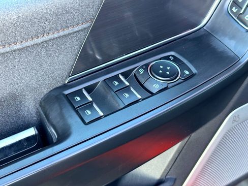 Used 2023 Ford F150 Raptor AWD/4WD image 19