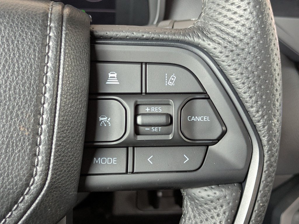 Used 2025 Toyota Tundra TRD Pro AWD/4WD image 27