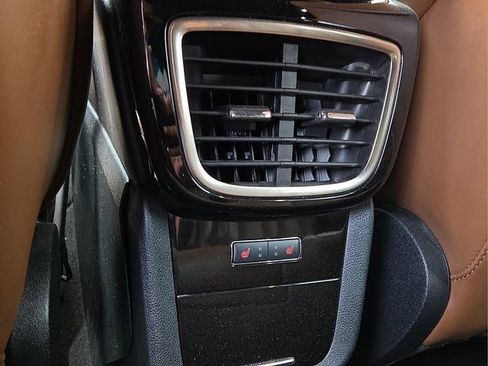 Used 2021 Lincoln Nautilus Reserve image 17