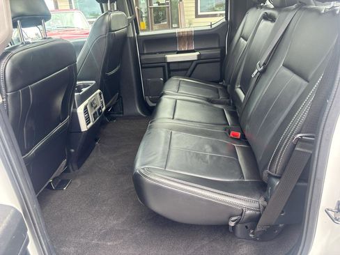 Used 2020 Ford F150 Lariat w/ Equipment Group 502A Luxury AWD/4WD image 37