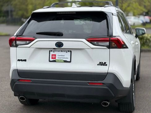 Used 2024 Toyota RAV4 XLE w/ Convenience Package AWD/4WD image 5