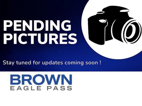 Used 2023 Buick Enclave Essence FWD image 1