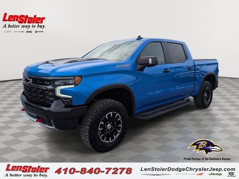 Used 2025 Chevrolet Silverado 1500 ZR2 w/ Technology Package AWD/4WD image 1