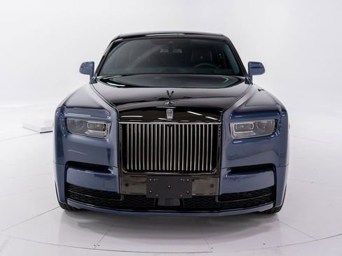 New 2026 Rolls-Royce Phantom Sedan image 8