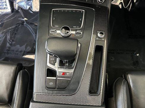 Used 2019 Audi SQ5 Prestige AWD/4WD image 32