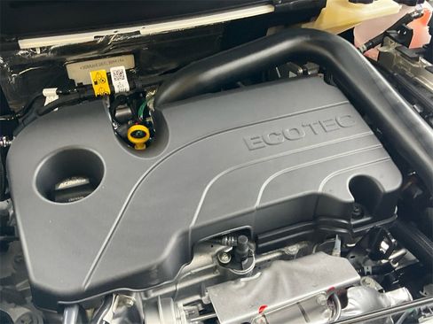 New 2026 Chevrolet Equinox LT w/ LPO, Floor Liner Package image 14