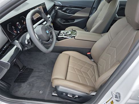 New 2026 BMW 530i 530i w/ Convenience Package image 7