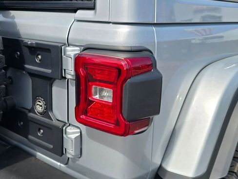 New 2024 Jeep Wrangler Unlimited Rubicon 392 image 25