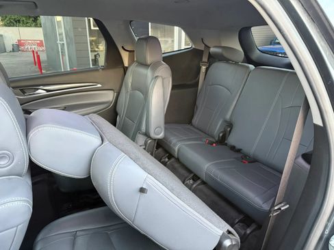Used 2019 Buick Enclave Essence w/ LPO, Cargo Package FWD image 29