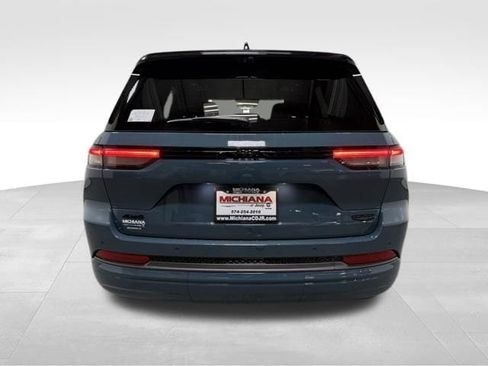 New 2026 Jeep Grand Cherokee Summit AWD/4WD image 7