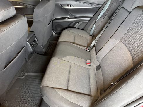 Used 2025 Toyota Camry LE w/ Convenience Package image 23