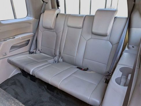 Used 2015 Honda Pilot Touring image 31