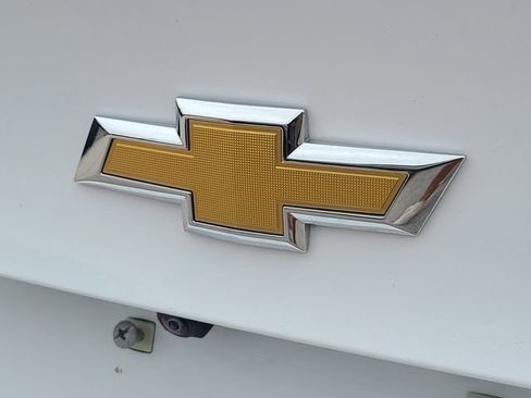 Used 2025 Chevrolet Malibu LT image 9