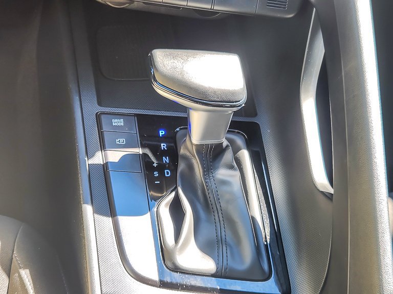 Used 2025 Hyundai Elantra Sport FWD image 14