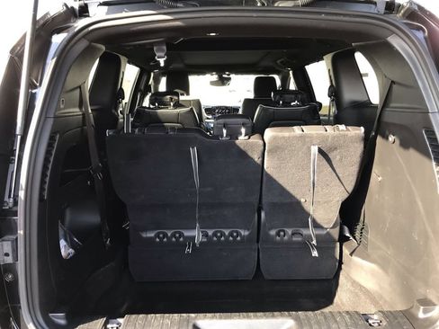 Used 2025 Chrysler Pacifica Limited FWD image 26