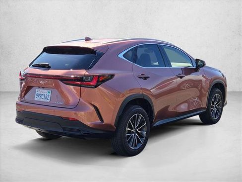 Used 2025 Lexus NX 250 FWD image 5
