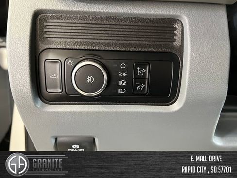Used 2024 Ford F350 XLT AWD/4WD image 29